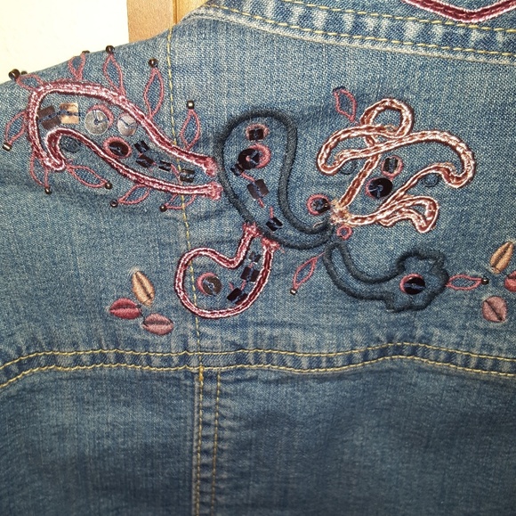 Jean jacket - Picture 6 of 6